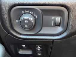 
										Ram 1500 full									