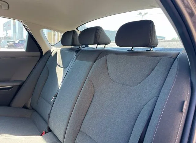 
								Kia K4 full									