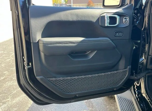
								Jeep Wrangler full									