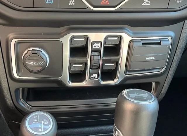 
								Jeep Wrangler full									