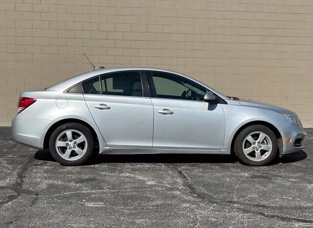 
								Chevrolet Cruze Limited full									