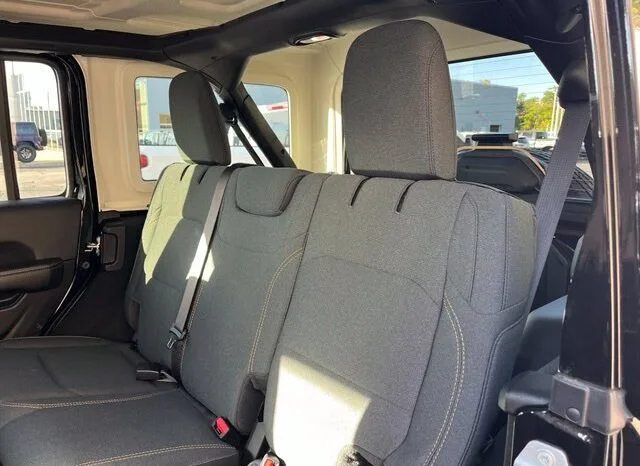 
								Jeep Wrangler full									