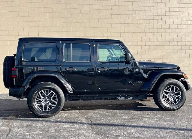 
								Jeep Wrangler full									