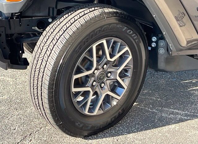 
								Jeep Wrangler full									