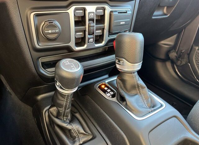 
								Jeep Wrangler full									