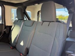 
										Jeep Wrangler full									