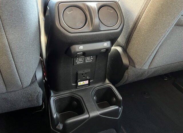 
								Jeep Wrangler full									