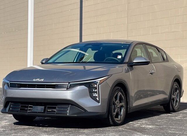 
								Kia K4 full									