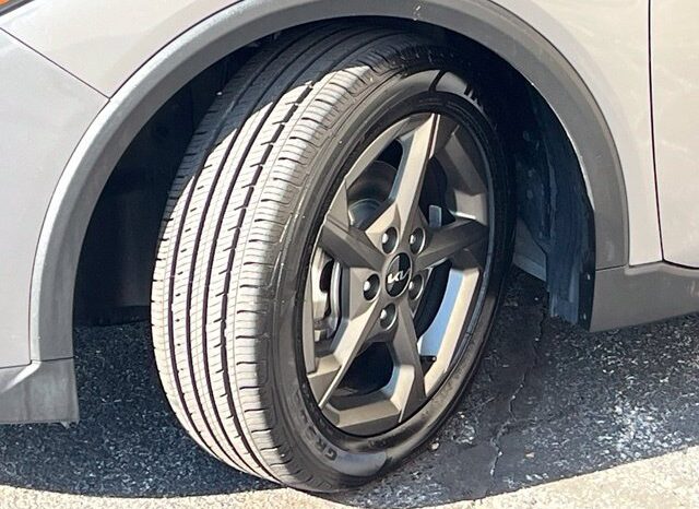 
								Kia K4 full									