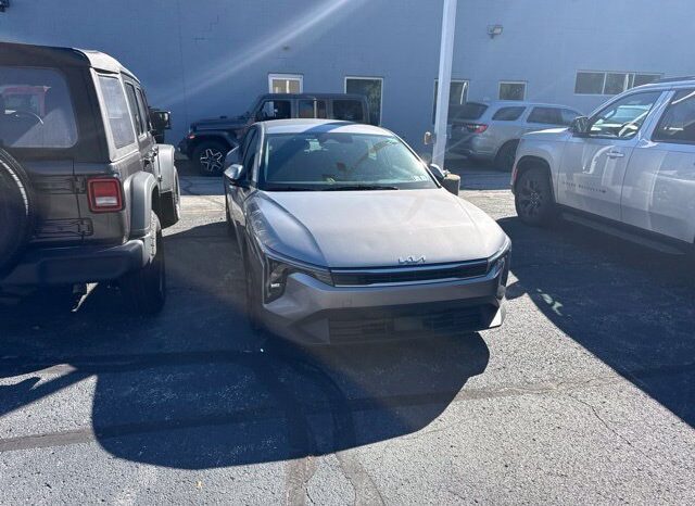 
								Kia K4 full									