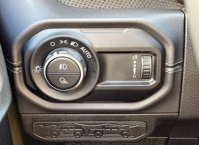 
								Jeep Gladiator full									