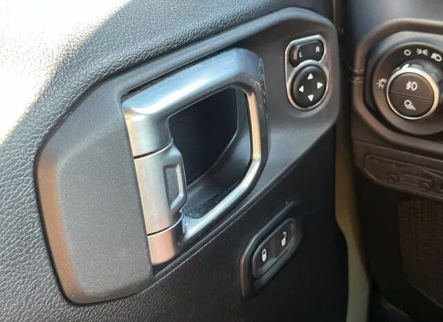 
								Jeep Gladiator full									