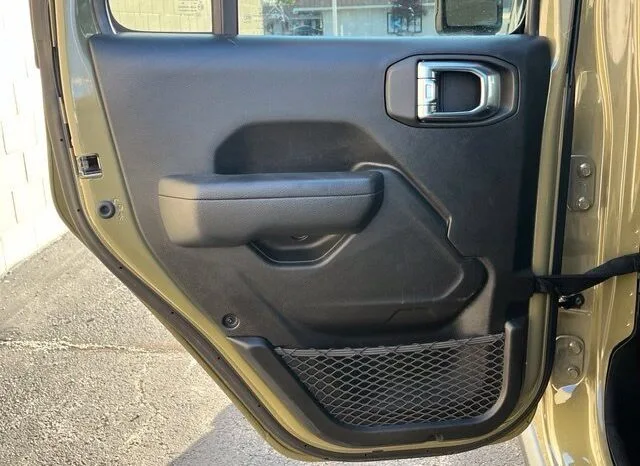 
								Jeep Gladiator full									
