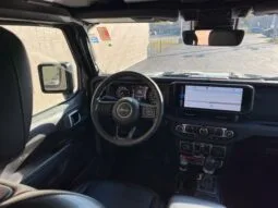 
										Jeep Gladiator full									