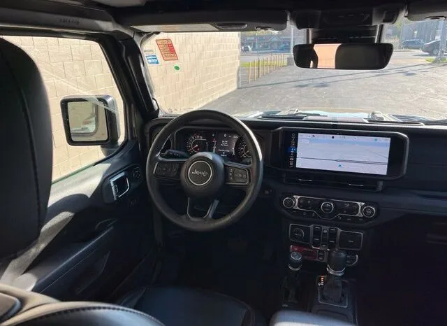 
								Jeep Gladiator full									