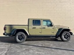 
										Jeep Gladiator full									