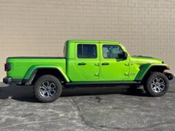 
										Jeep Gladiator full									