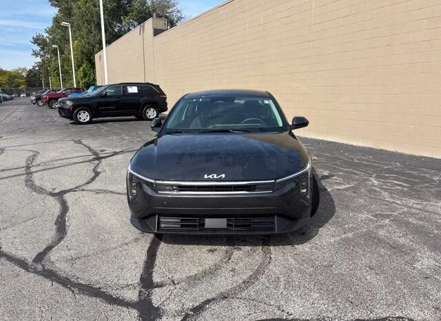 
								Kia K4 full									