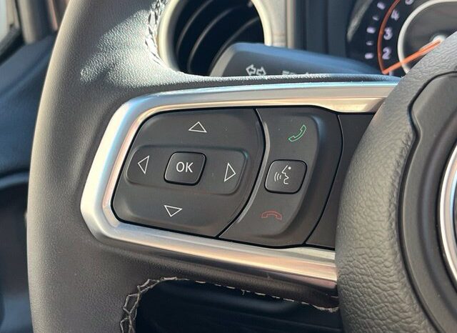 
								Jeep Wrangler full									