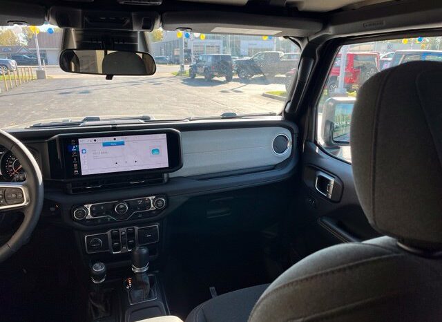 
								Jeep Wrangler full									