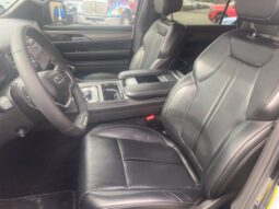 
										Jeep Wagoneer full									