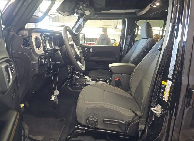 
								Jeep Wrangler full									