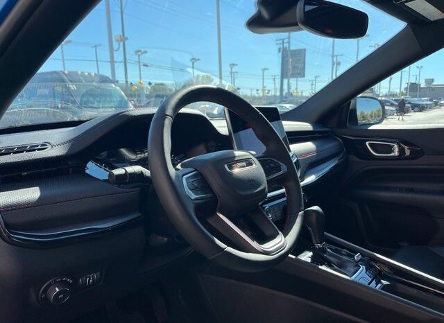 
								Jeep Compass full									