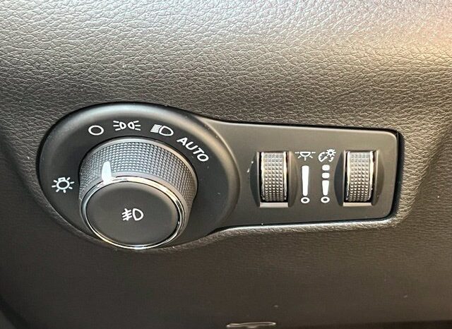 
								Jeep Compass full									