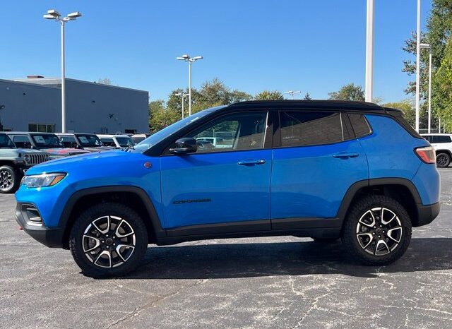 
								Jeep Compass full									