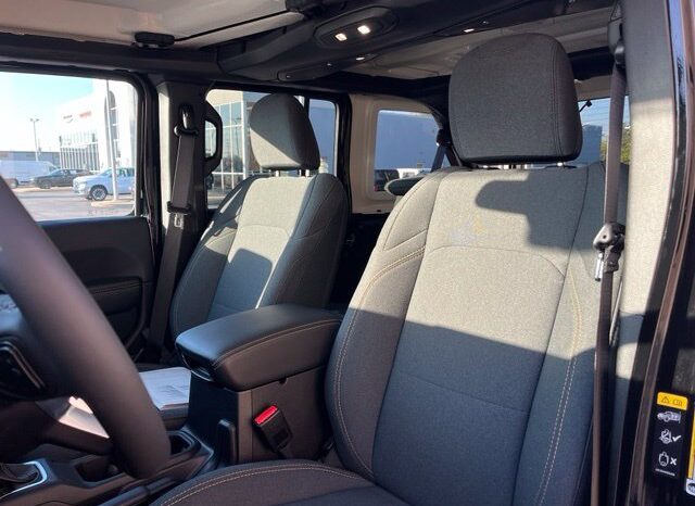 
								Jeep Wrangler full									