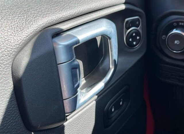 
								Jeep Wrangler full									