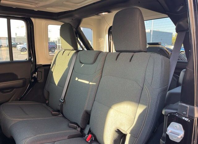 
								Jeep Wrangler full									