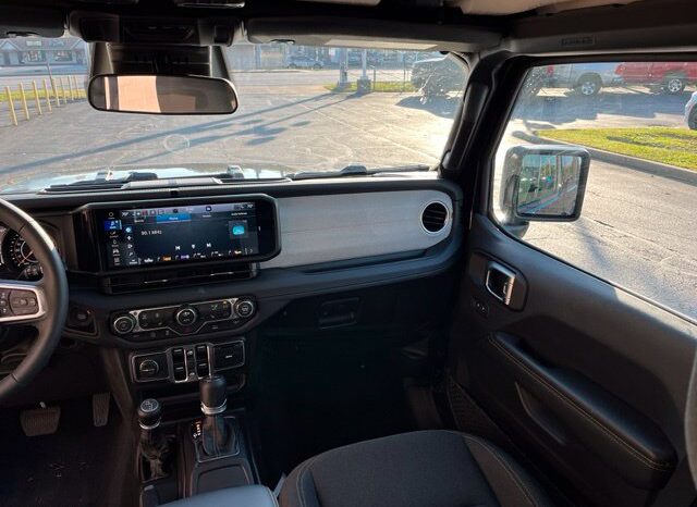 
								Jeep Wrangler full									