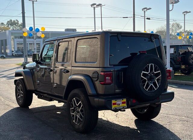 
								Jeep Wrangler full									