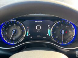 
										Chrysler Pacifica full									