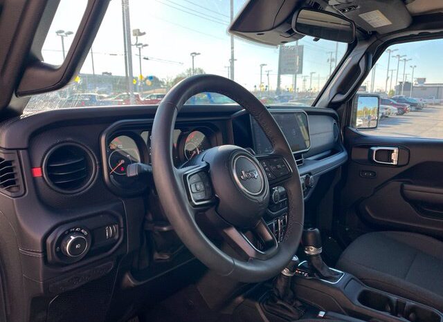 
								Jeep Wrangler full									