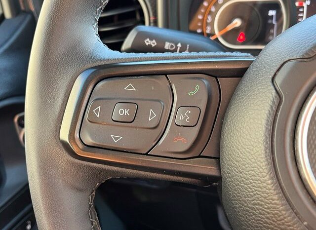 
								Jeep Wrangler full									