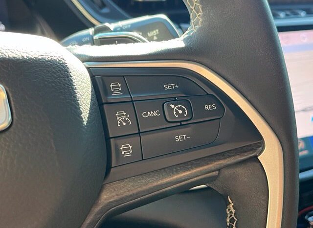 
								Jeep Grand Cherokee full									