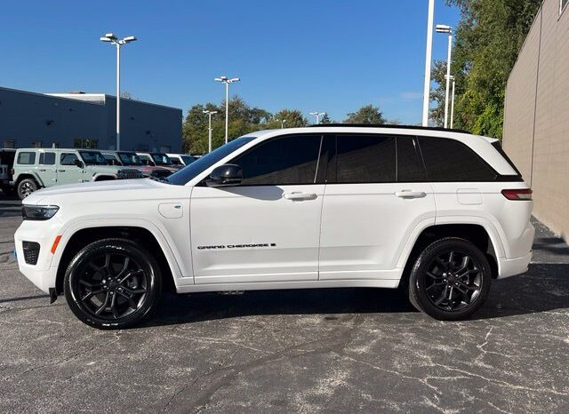 
								Jeep Grand Cherokee full									