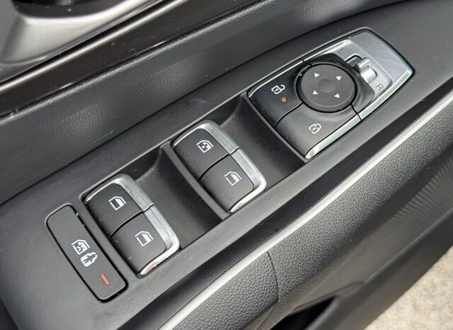 
								Kia Sorento full									