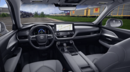 
										Toyota Grand Highlander Hybrid full									