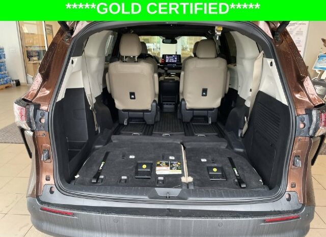 
								Toyota Sienna full									
