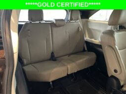 
										Toyota Sienna full									