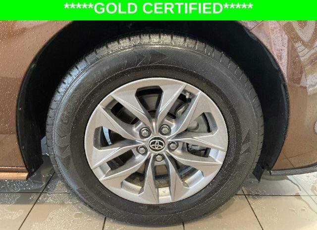 
								Toyota Sienna full									