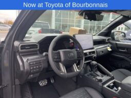 
										Toyota Tacoma full									