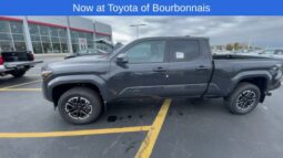 
										Toyota Tacoma full									
