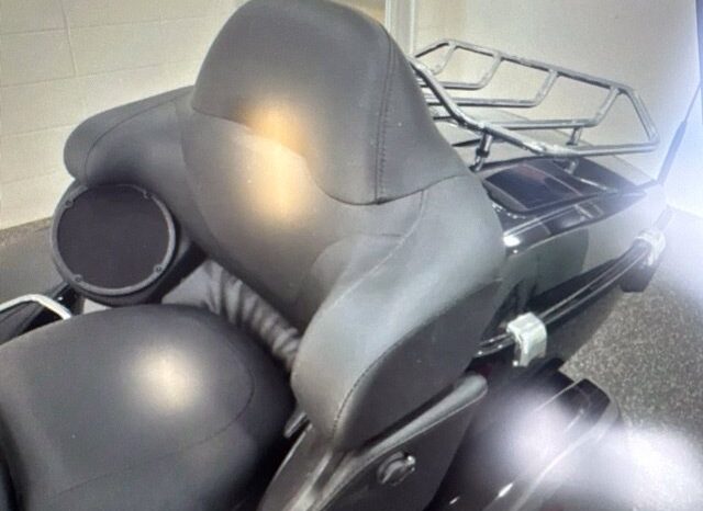 
								Harley-Davidson TriGlide full									