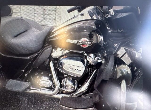 
								Harley-Davidson TriGlide full									