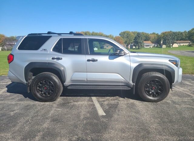 
								Toyota 4Runner full									