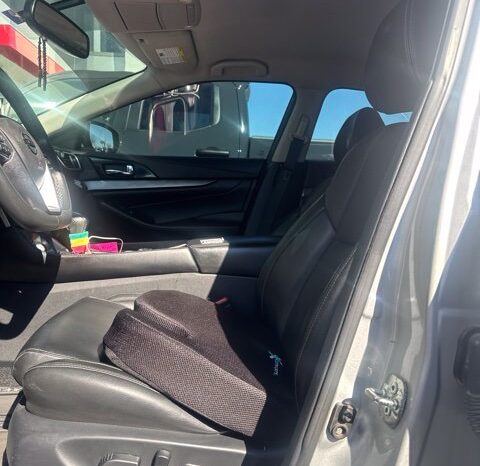 
								Nissan Maxima full									
